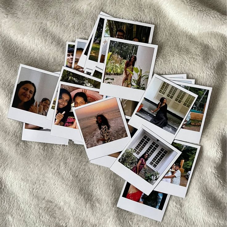 Retro Polaroid Photo Collection - Personalized Instant-Style Prints